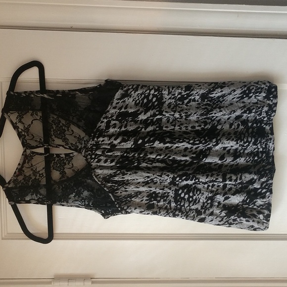 Julie's closet lace tank top size Large - Picture 8 of 10